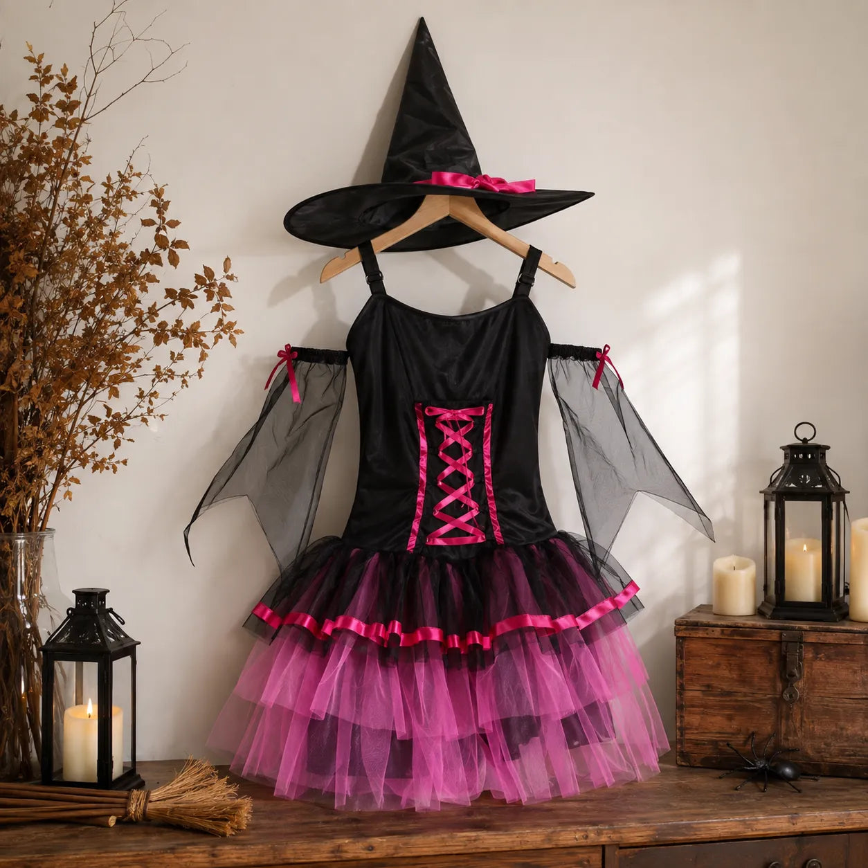 Robe Sorcière à Lacet Noire et Rose Unique