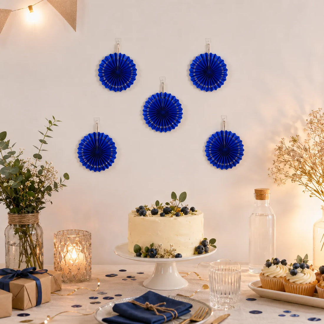Rosace Ajourée Bleu Roi Moderne