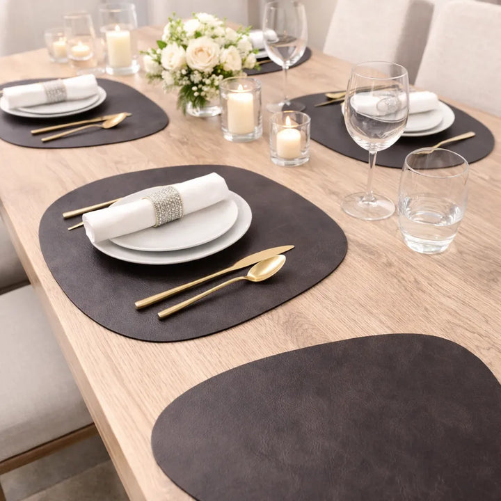 Set de Table en Cuir Elégant