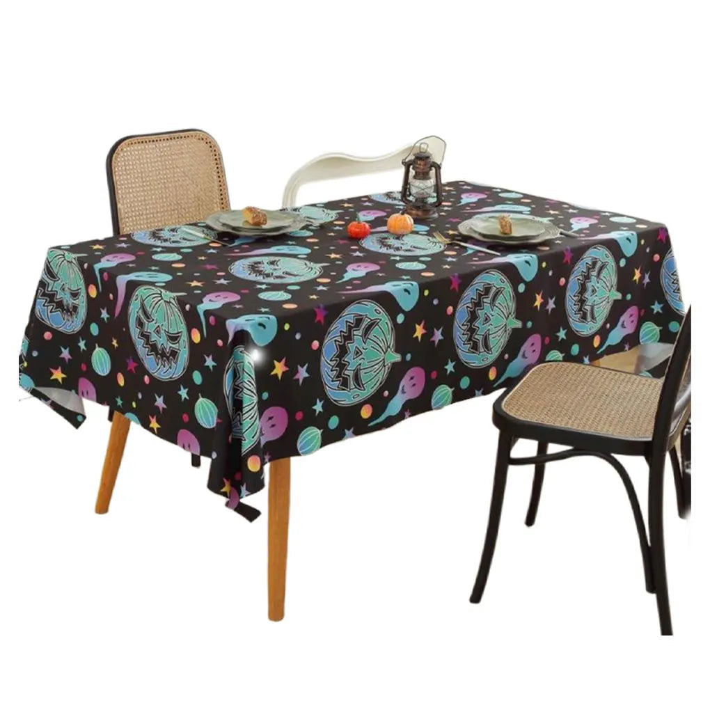 nappe noire à motifs halloween design 