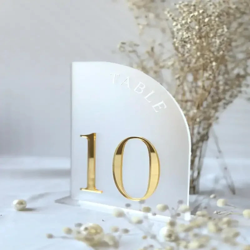 numéro de table miroir demi-arc givré et doré