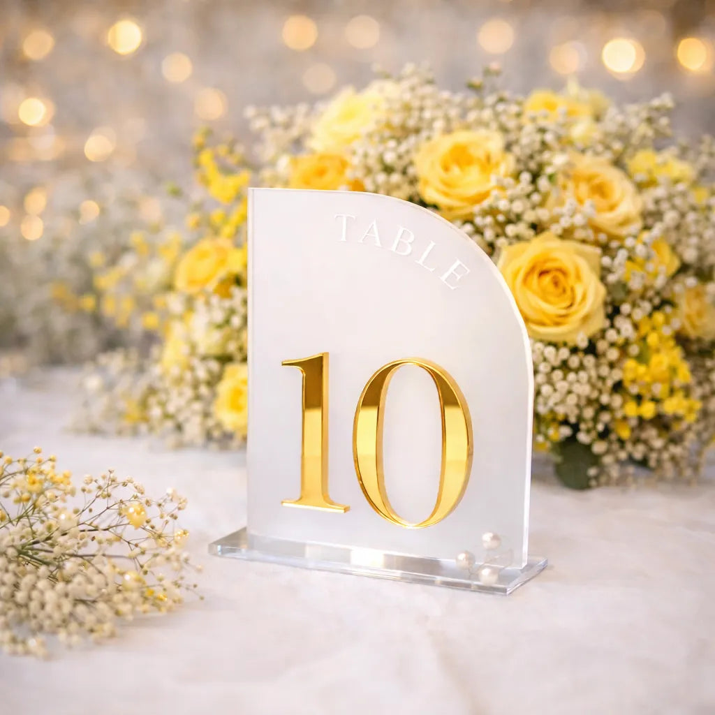 numéro de table miroir demi-arc givré et doré unique